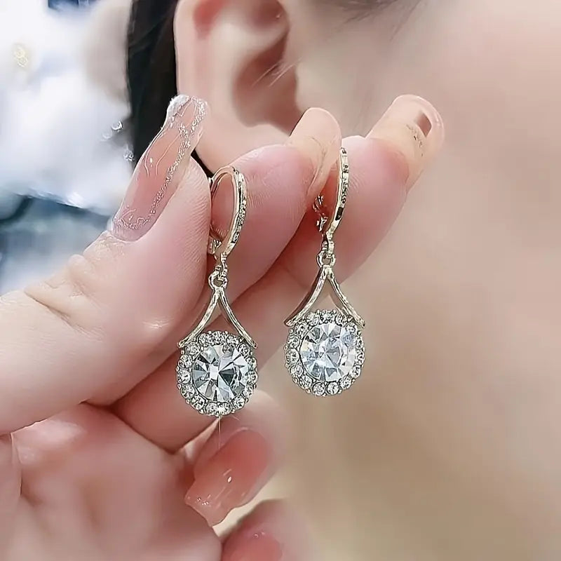 Elegant French-Inspired Cubic Zirconia Drop Earrings - Luxurious Sparkle for Women, Perfect for Weddings & Parties (Silvery White)