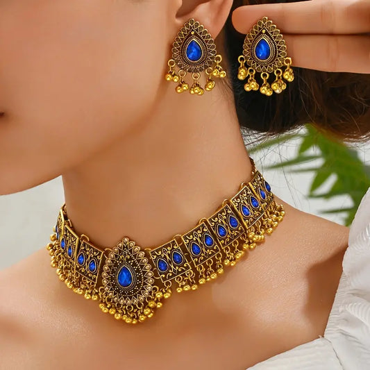 Vintage-Inspired Peacock Jewelry Set with Sparkling Rhinestones - Bold Necklace and Earrings Combo for Women, Perfect for Parties & Gifts