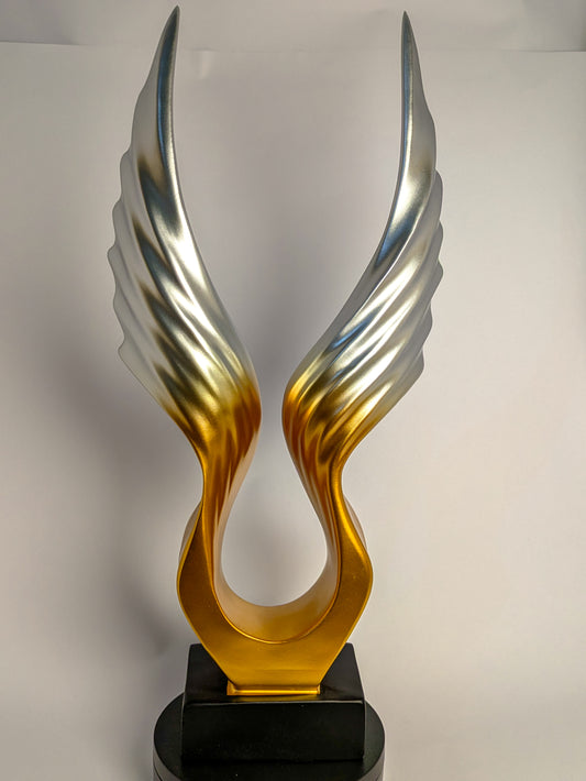Artistry Wings Fling High Desktop Sculpture Decoration Piece