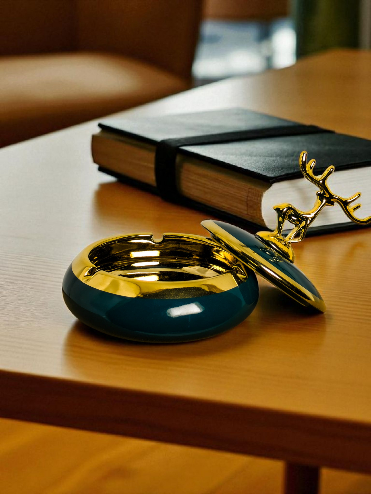 Cremic Ashtray With Deer Lid