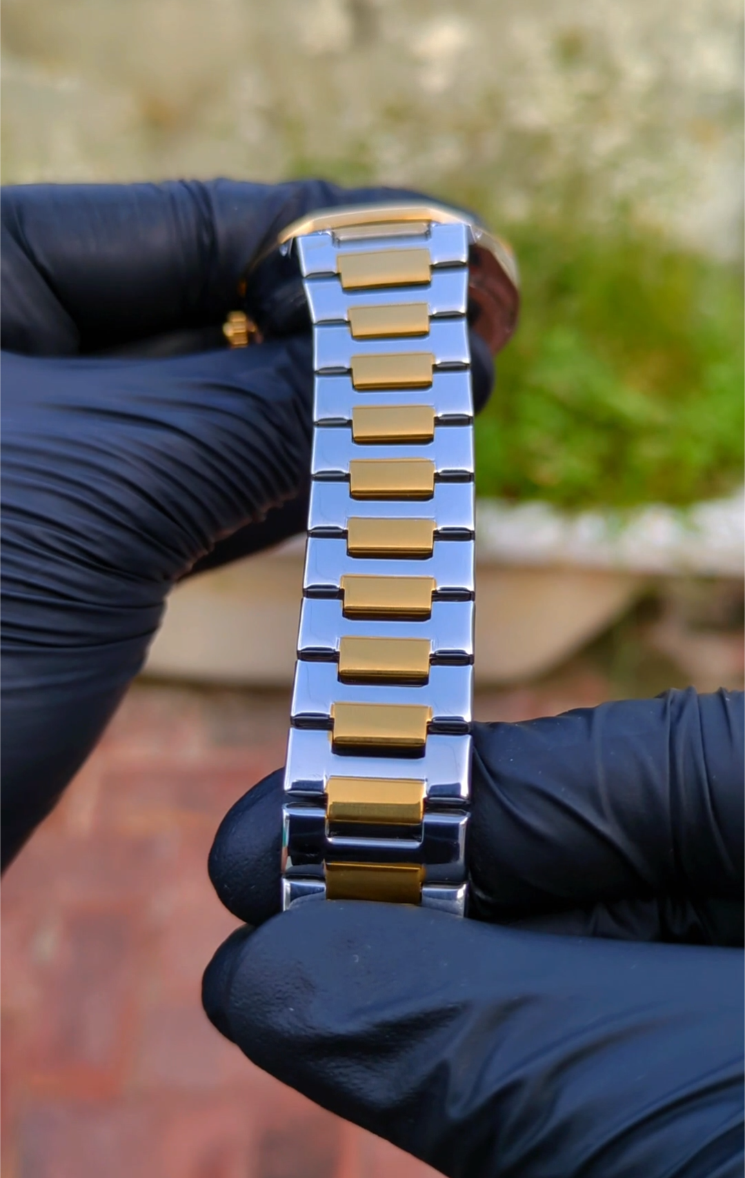 Premium Luxury  Blue Dial Two-Tone Gold & Silver Men’s  Watch – Classic Royal Design with Date Display