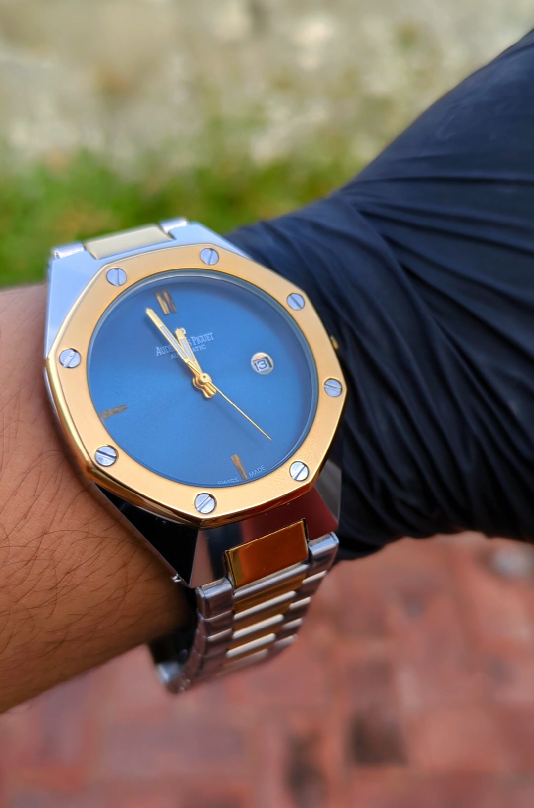 Premium Luxury  Blue Dial Two-Tone Gold & Silver Men’s  Watch – Classic Royal Design with Date Display