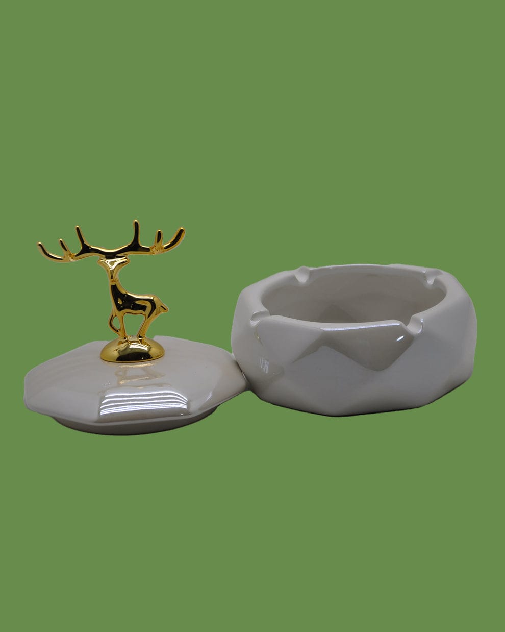 Cremic Ashtray With Deer Lid