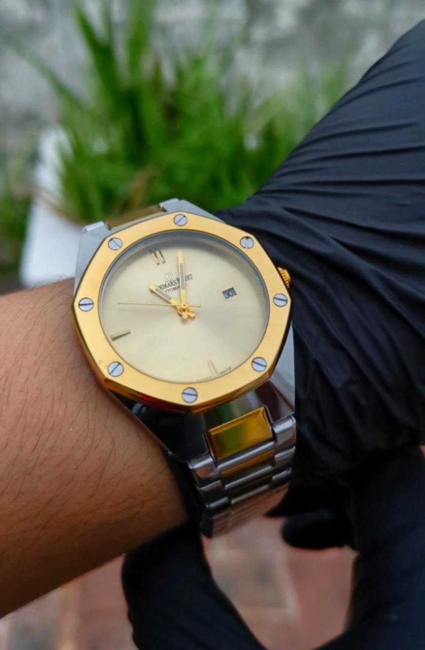 Premium Luxury Two-Tone Gold & Silver Men’s Watch – Classic Royal Design with Date Display